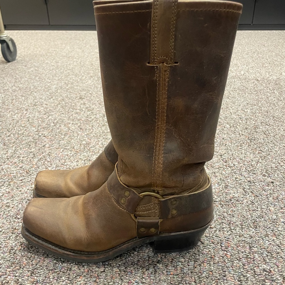 FRYE Boots Women’s Harness 12R Size 8.5